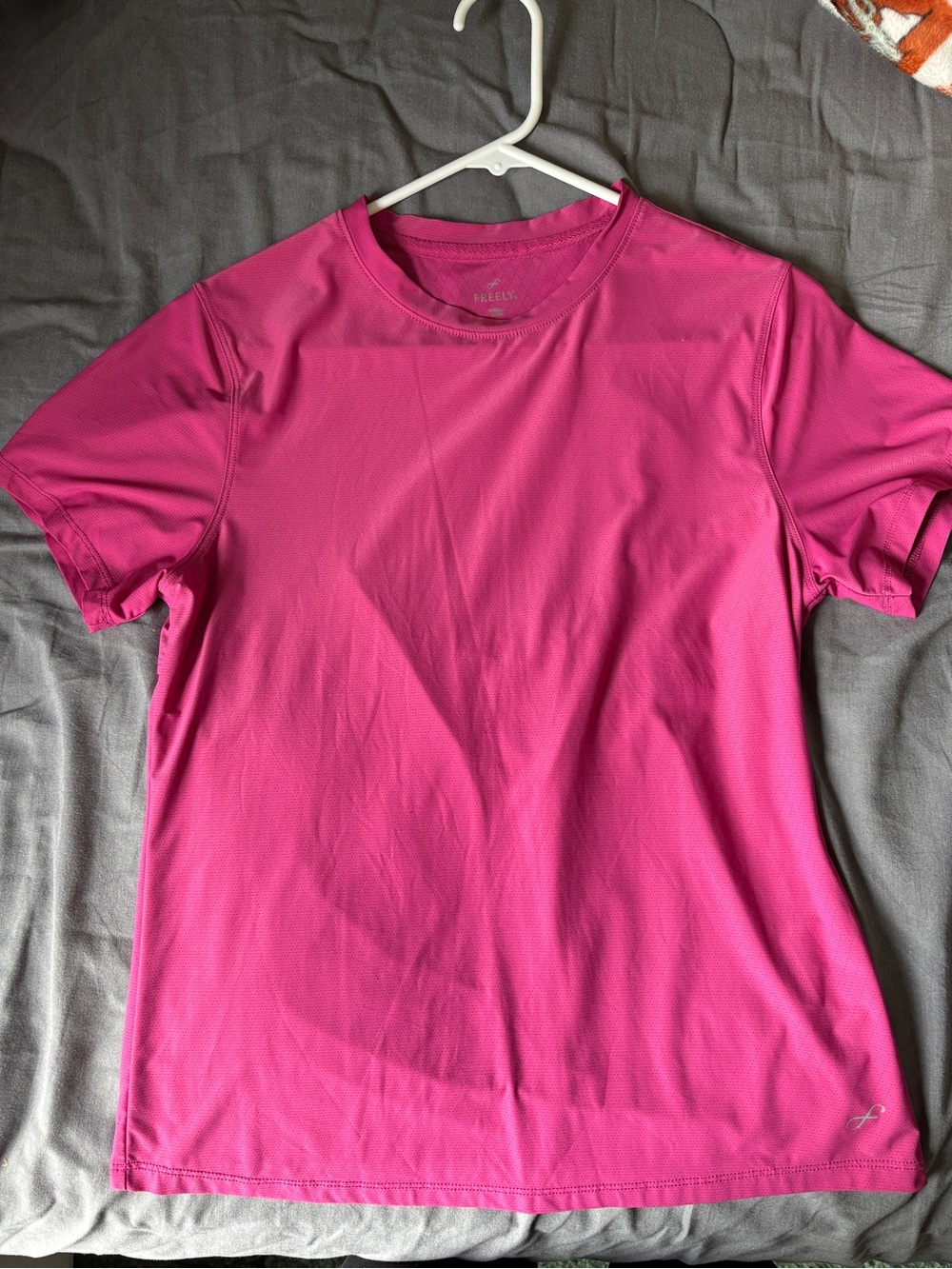 Women’s Freely Athletic Tshirt